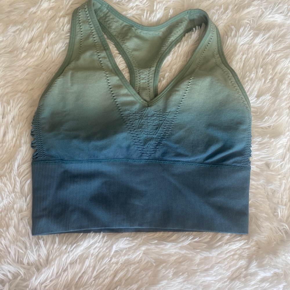 Victoria’s Secret ombré crop sports bra
